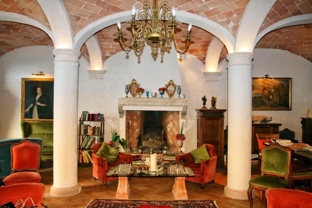 Galluzzo Ancient Country Villa กาเซเลกคิโอ ดี เรโน ภายนอก รูปภาพ