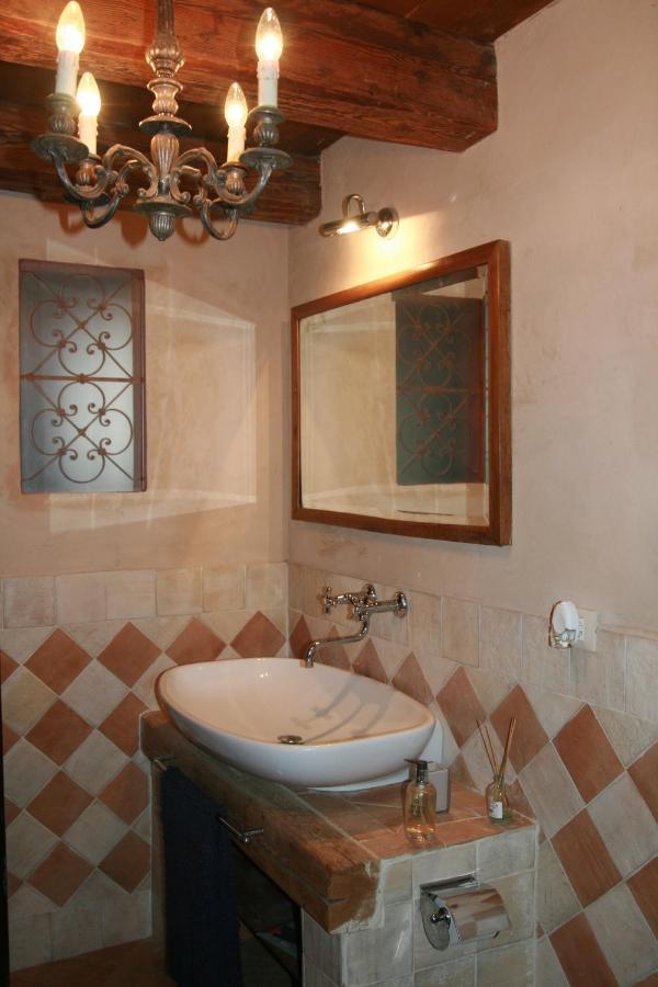 Galluzzo Ancient Country Villa กาเซเลกคิโอ ดี เรโน ภายนอก รูปภาพ